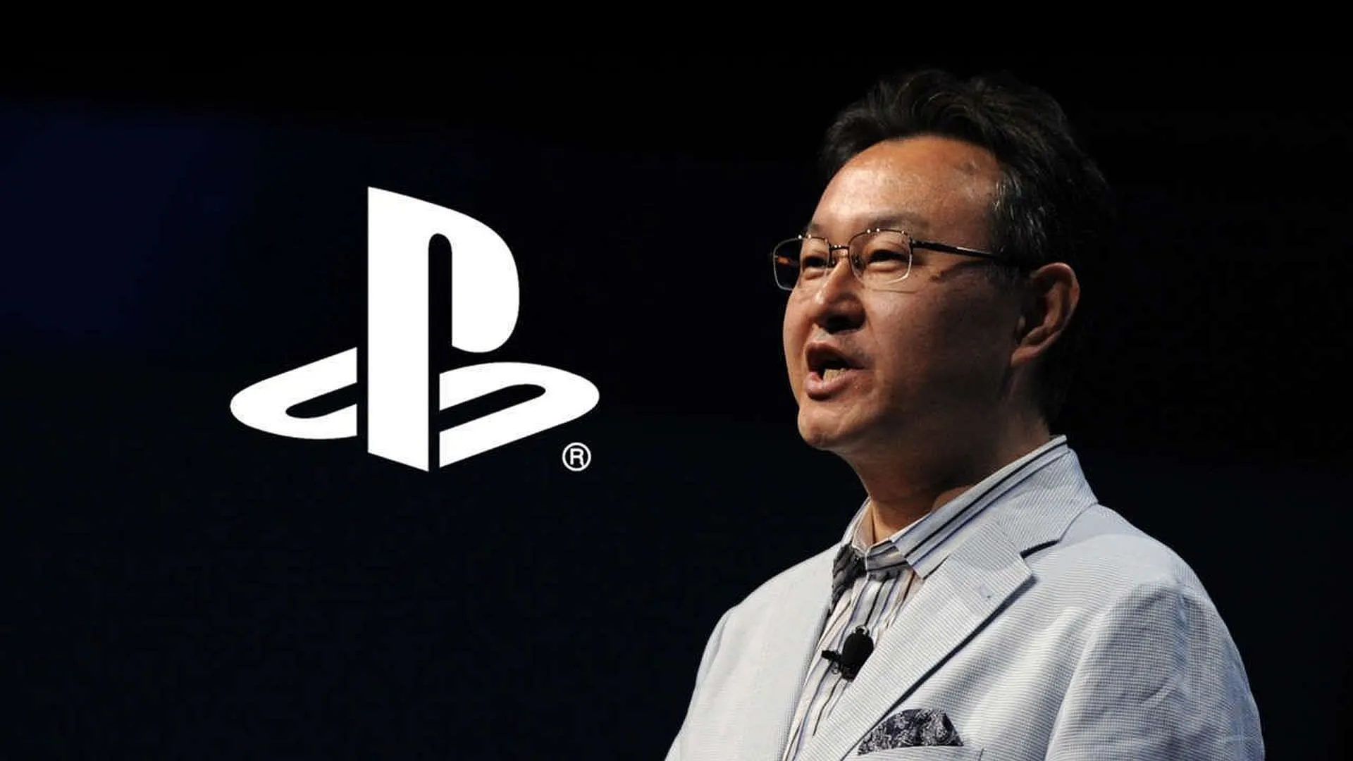 2022-2-shuhei-yoshida-66cc7d0e2b5676090d02620a شوهی یوشیدا در کنار نماد پلی استیشن