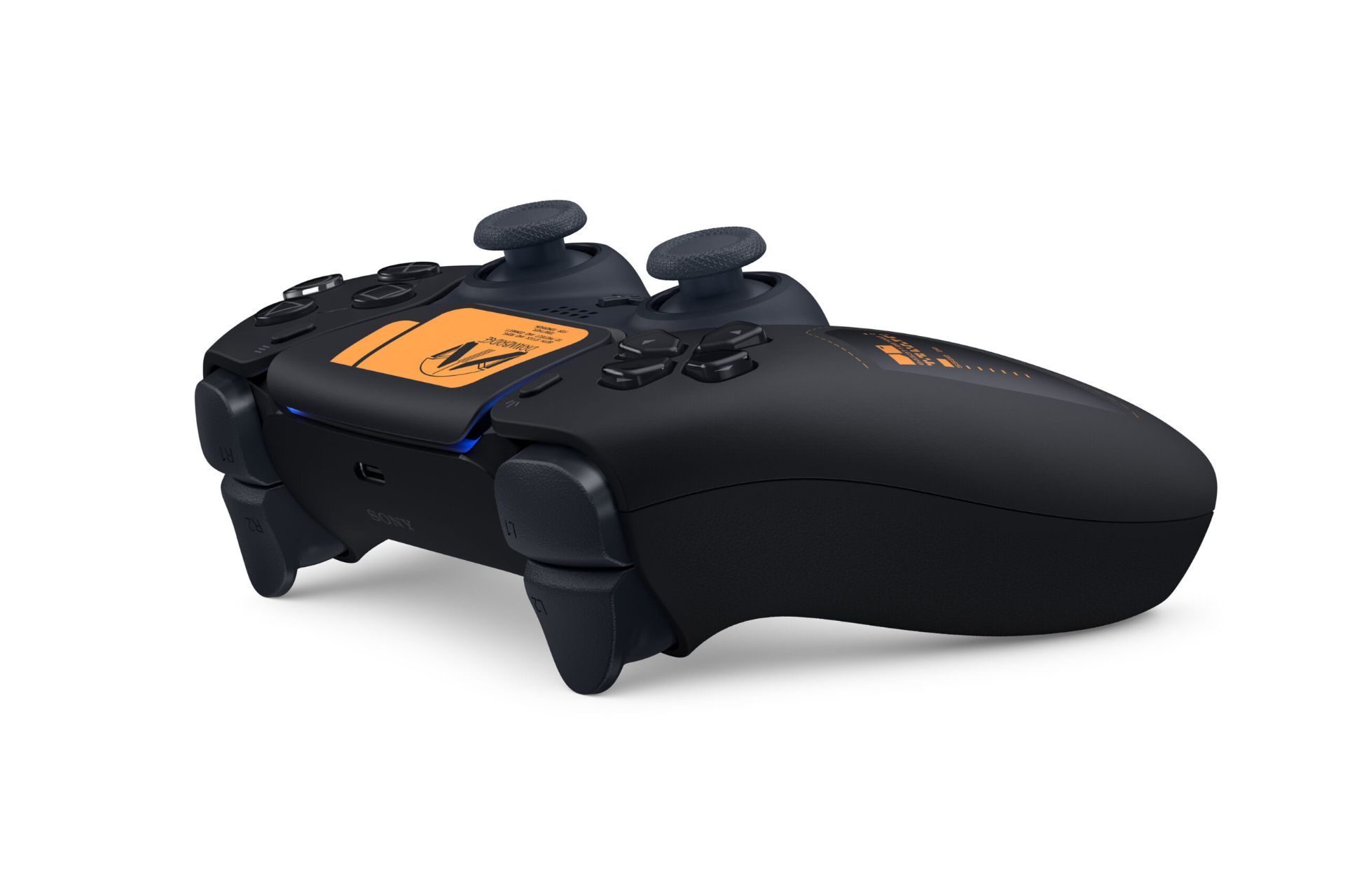 dualsense-wireless-controller-death-stranding-2-on-the-beach-limited-edition-02-681cb0cf1b0a7aa342aeffb7 نمای متفاوت از کنترلر ویژه دوال سنس با طرح بازی Death Stranding 2: On the Beach